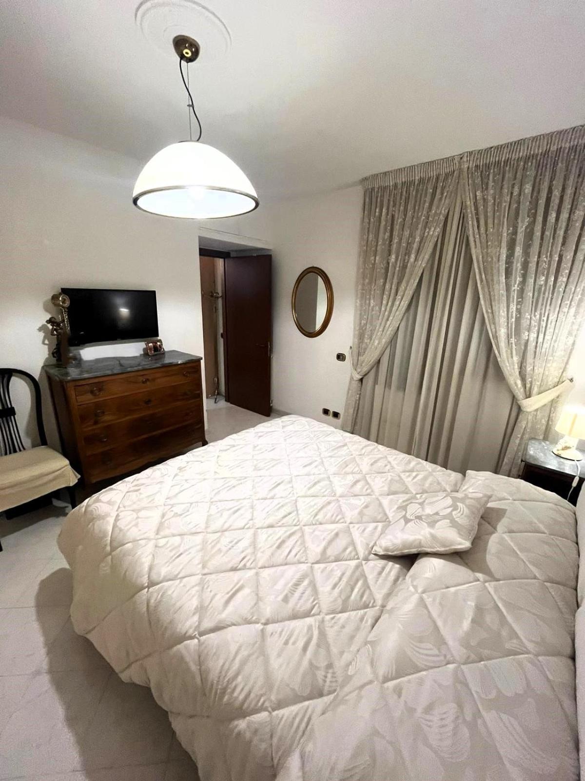 Realty Company Arenula Apartamento